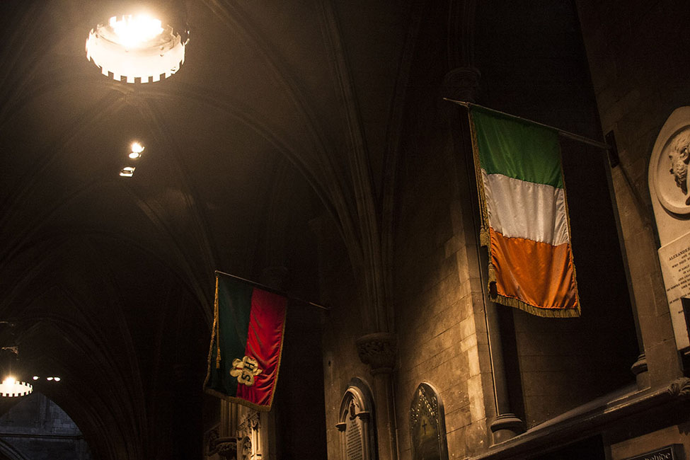 Il cielo di Irlanda ti copre di verde e ti annega di blu