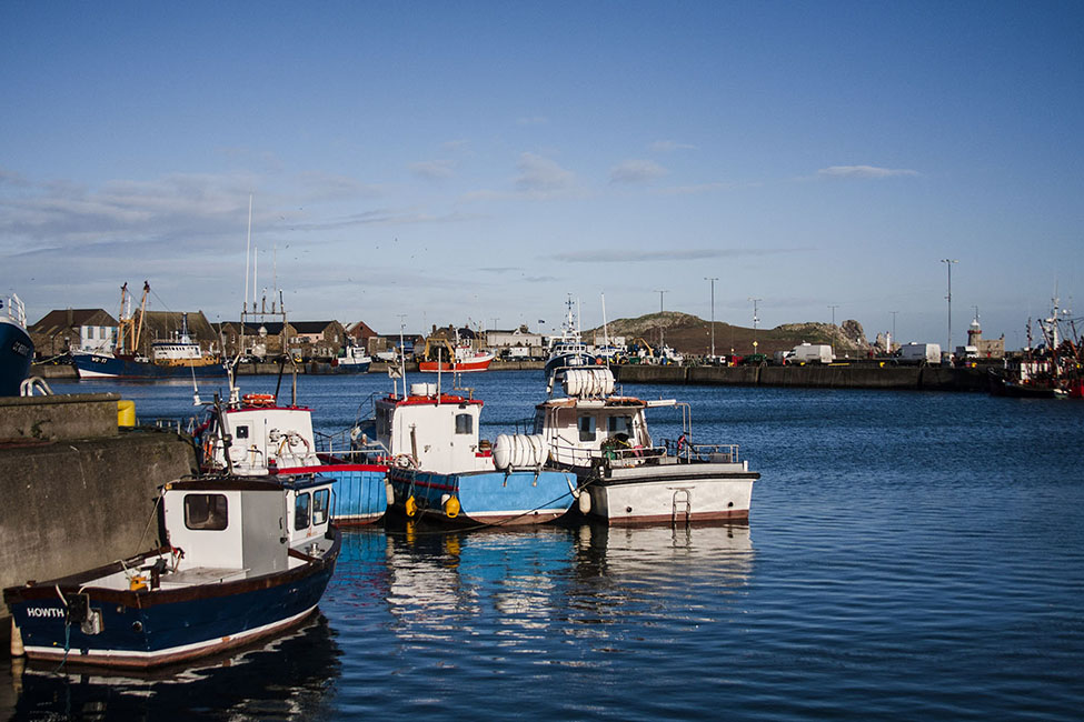 Il cielo di Irlanda ti copre di verde e ti annega di blu