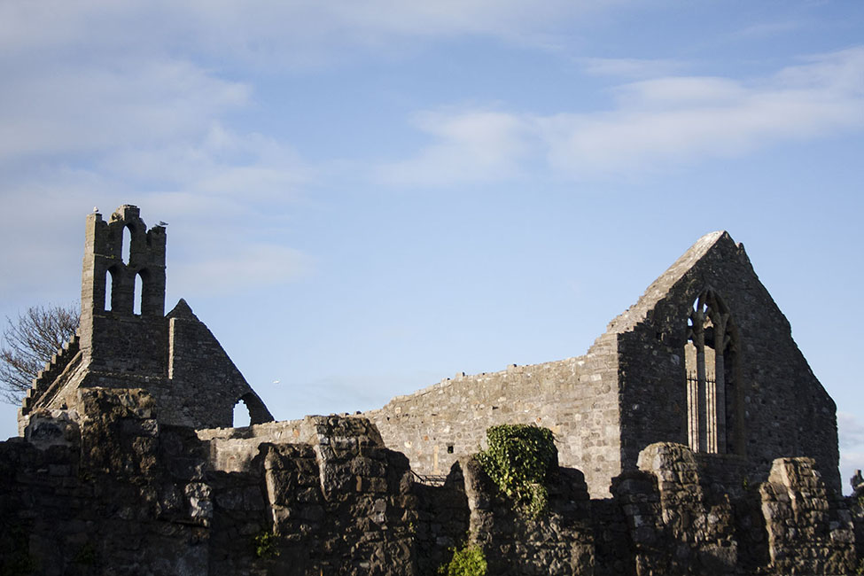 Il cielo di Irlanda ti copre di verde e ti annega di blu