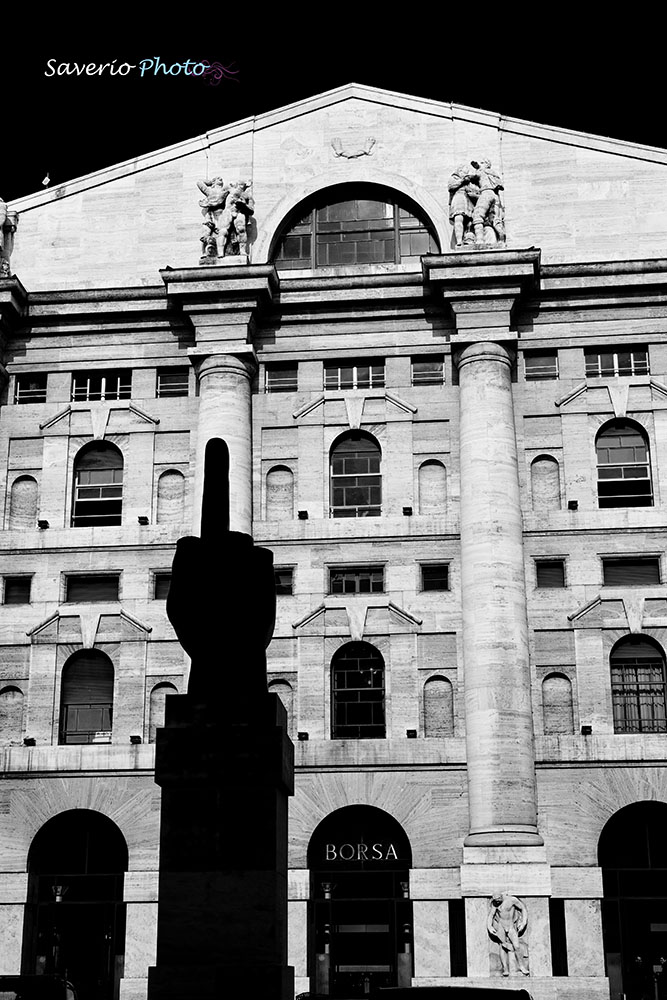 Milano - Palazzo Mezzanotte